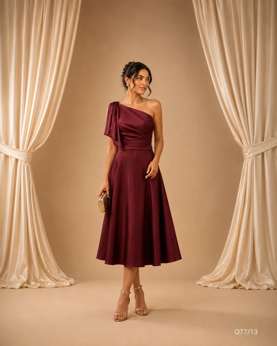 Vestido Curto Um Ombro Só com Laço